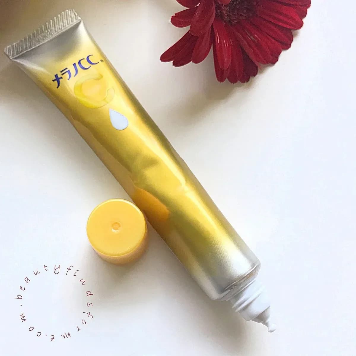 Melano CC Brightening Spot Corrector