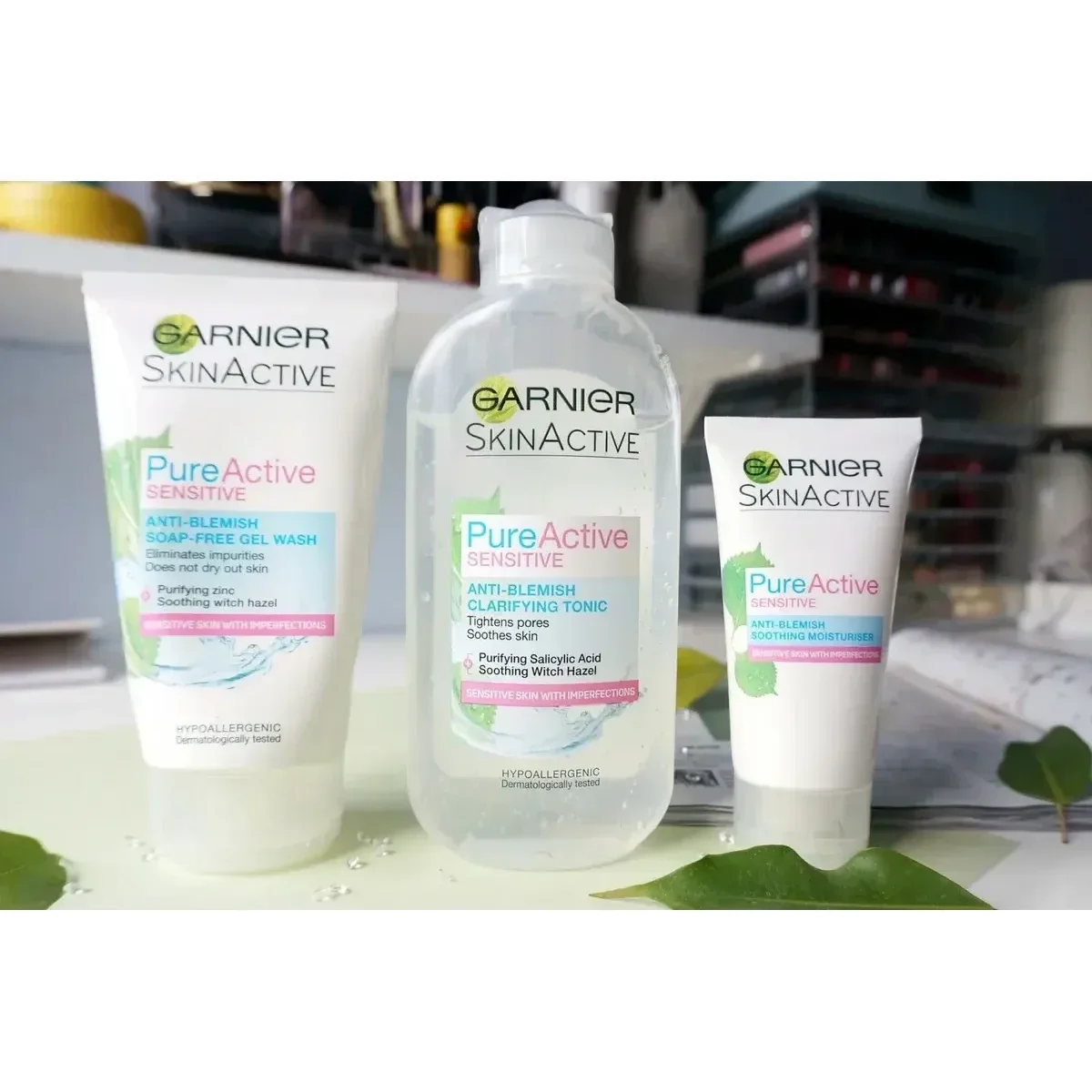 Garnier PureActive Sensitive Anti-Blemish Cleansing Gel